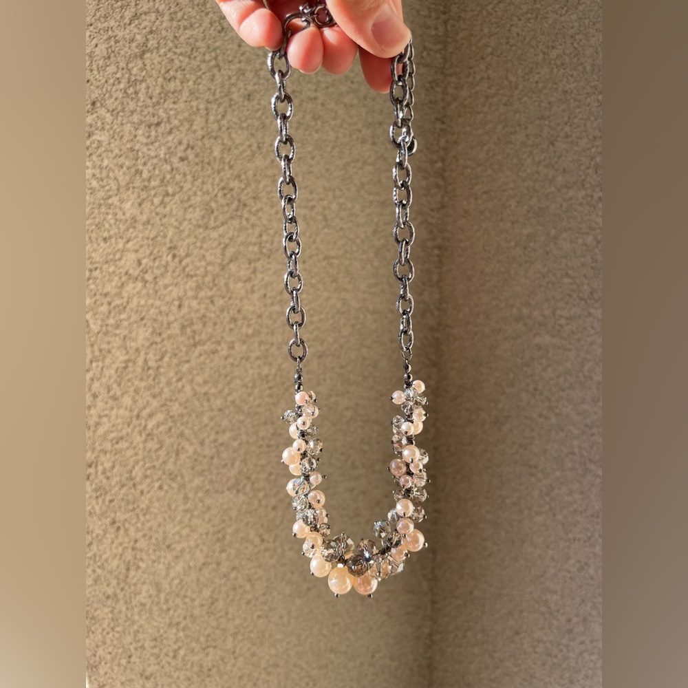 Light pink pearls necklace